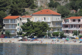 Гостиница Apartments by the sea Podgora, Makarska - 6782  Подгора